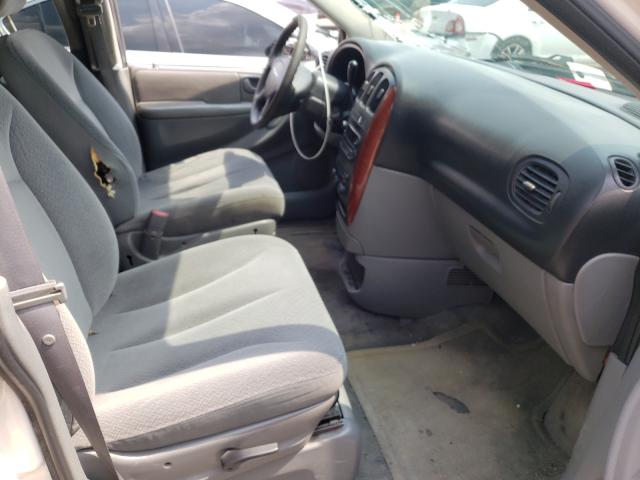 Photo 5 from auction – 2005 CHRYSLER TOWN & COU with VIN 1C4GP45R95B311303