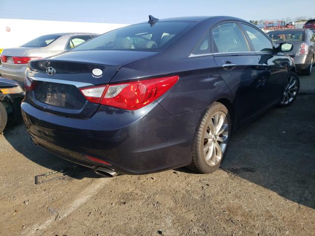Photo 4 from auction – 2011 HYUNDAI SONATA with VIN 5NPEC4AC4BH226898