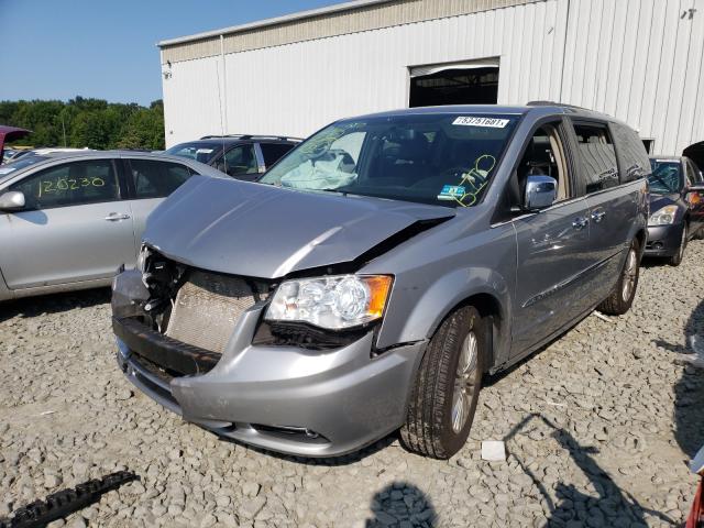 Photo 2 from auction – 2015 CHRYSLER TOWN & COU with VIN 2C4RC1CG4FR673577