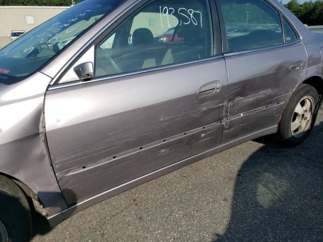 Photo 9 from auction – 2000 HONDA ACCORD EX with VIN 1HGCG6677YA072157