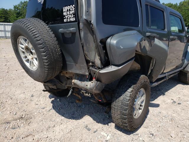 Photo 9 from auction – 2008 HUMMER H3 with VIN 5GTEN13E588159817