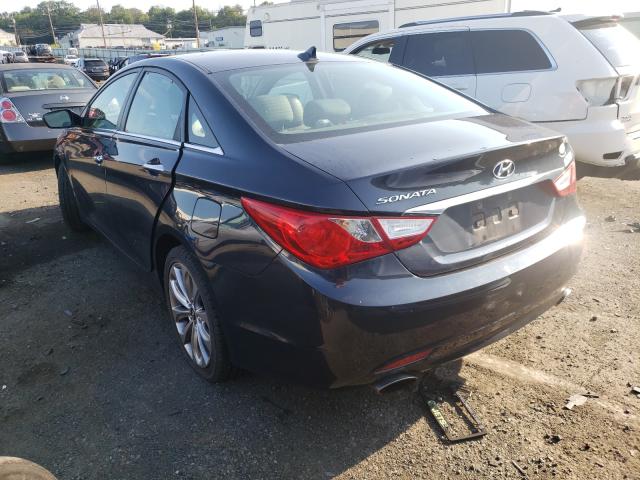 Photo 3 from auction – 2011 HYUNDAI SONATA with VIN 5NPEC4AC4BH226898