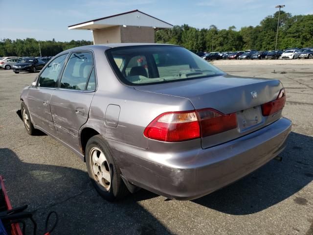 Photo 3 from auction – 2000 HONDA ACCORD EX with VIN 1HGCG6677YA072157