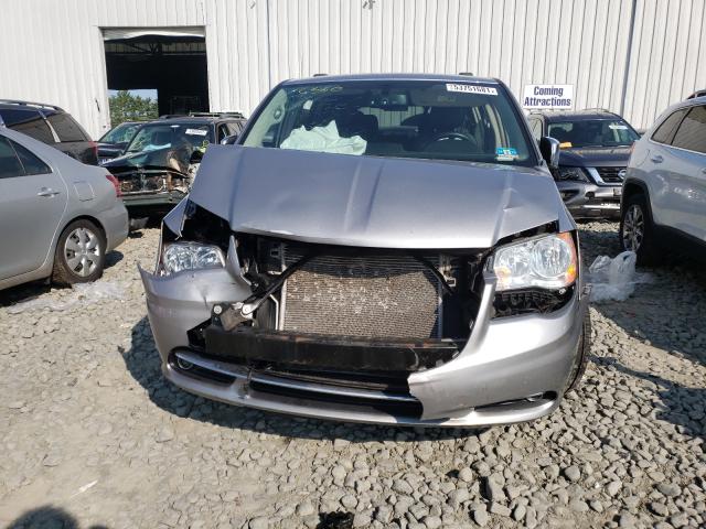 Photo 7 from auction – 2015 CHRYSLER TOWN & COU with VIN 2C4RC1CG4FR673577