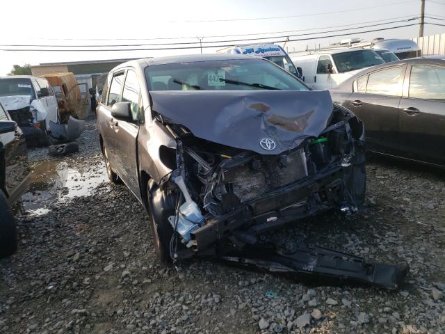 TOYOTA SIENNA 2015 with VIN 5TDZK3DC8FS636341 - Photo from auction