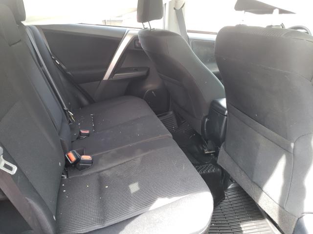 Photo 6 from auction – 2018 TOYOTA RAV4 LE with VIN JTMBFREVXJJ216272