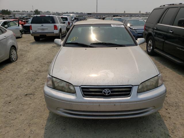 Photo 9 from auction – 2001 TOYOTA CAMRY with VIN 4T1BG22K41U034141