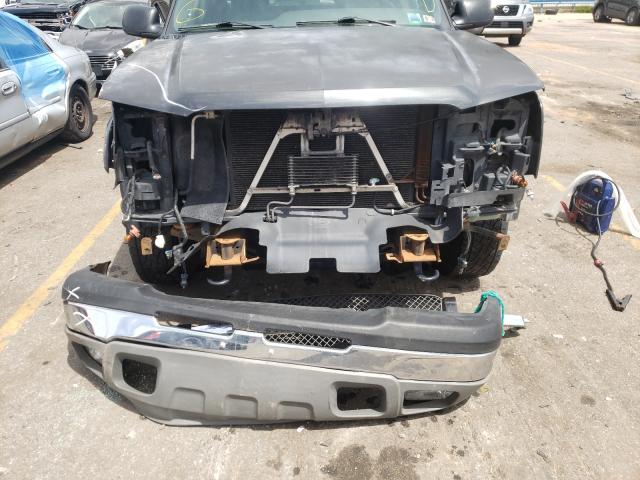 Photo 9 from auction – 2004 CHEVROLET SILVERADO with VIN 1GCEK19T04E318180