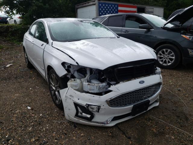Photo 3 from auction – 2019 FORD FUSION TIT with VIN 3FA6P0RU5KR180645