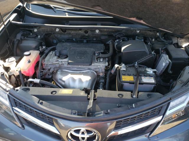 Photo 7 from auction – 2015 TOYOTA RAV4 XLE with VIN JTMRFREV4FD115328