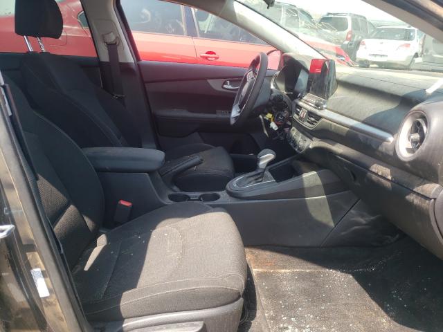 Photo 5 from auction – 2021 KIA FORTE FE with VIN 3KPF24AD2ME379853