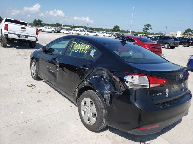 Photo 3 from auction – 2017 KIA FORTE LX with VIN 3KPFK4A70HE092365