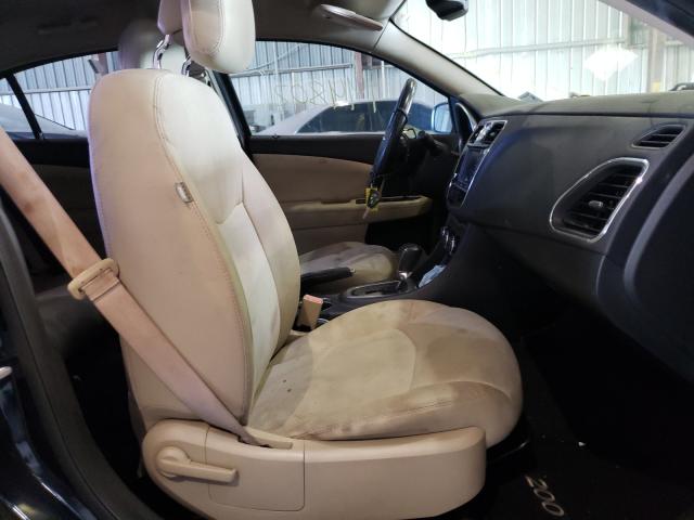Photo 5 from auction – 2012 CHRYSLER 200 TOURIN with VIN 1C3CCBBG9CN307432