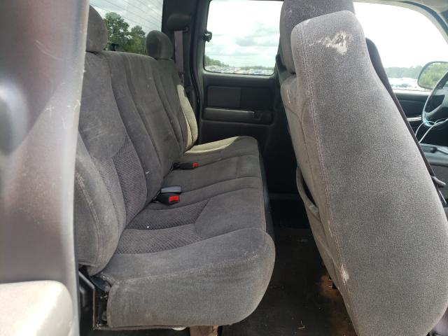 Photo 6 from auction – 2004 CHEVROLET SILVERADO with VIN 1GCEK19T04E318180