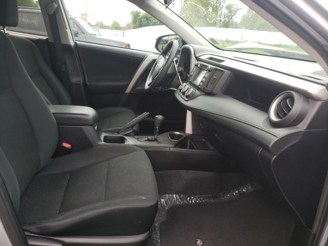 Photo 5 from auction – 2017 TOYOTA RAV4 LE with VIN 2T3BFREVXHW548899
