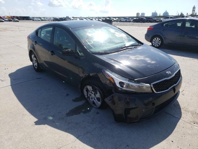 KIA FORTE LX 2017 with VIN 3KPFK4A70HE092365 - Photo from auction