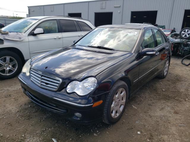 Photo 2 from auction – 2005 MERCEDES-BENZ C 320 with VIN WDBRF64J45F680144