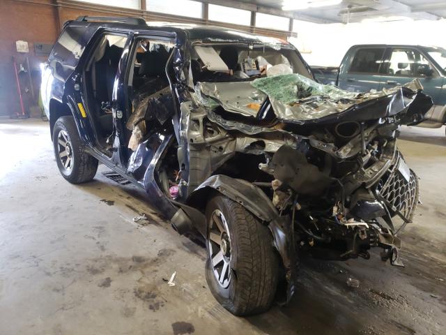 TOYOTA 4RUNNER SR 2020 with VIN JTEBU5JR2L5800552 - Photo from auction