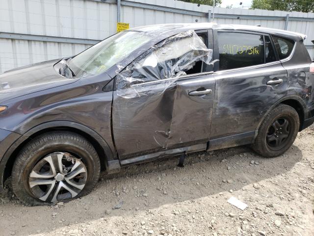 Photo 9 from auction – 2018 TOYOTA RAV4 LE with VIN JTMBFREVXJJ216272