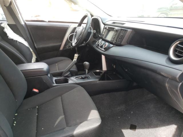 Photo 5 from auction – 2018 TOYOTA RAV4 LE with VIN JTMBFREVXJJ216272