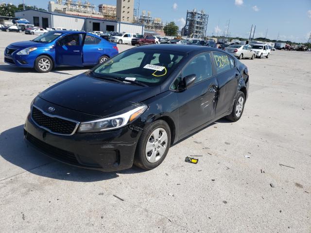Photo 2 from auction – 2017 KIA FORTE LX with VIN 3KPFK4A70HE092365