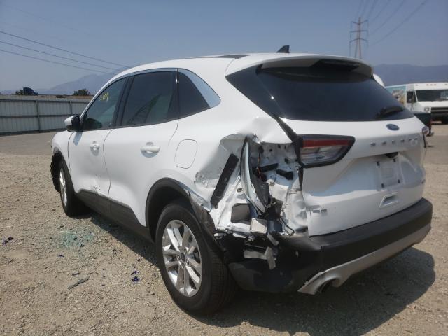 Photo 3 from auction – 2020 FORD ESCAPE SE with VIN 1FMCU0G60LUB69696