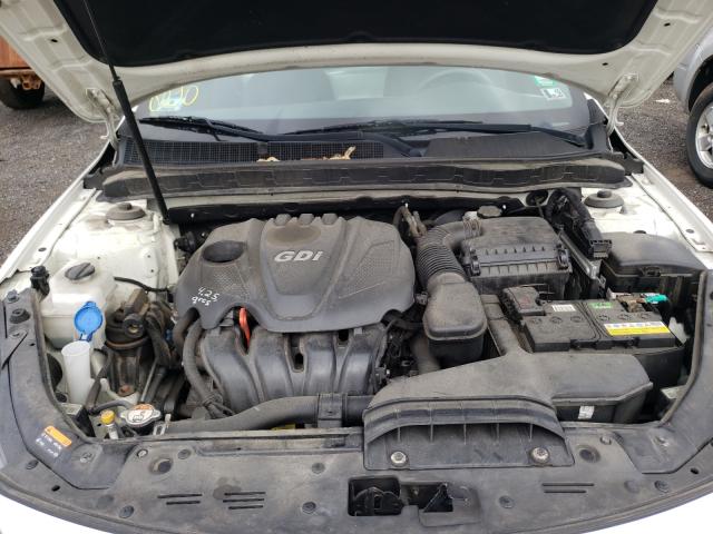 KIA OPTIMA LX 2015 with VIN KNAGM4A71F5559149 - Photo from auction