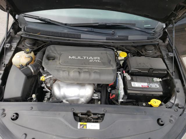 Photo 7 from auction – 2015 CHRYSLER 200 S with VIN 1C3CCCBBXFN709751