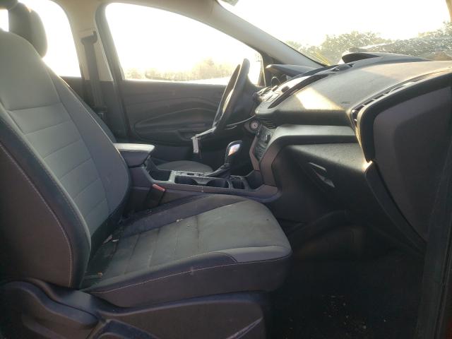 Photo 5 from auction – 2019 FORD ESCAPE S with VIN 1FMCU0F70KUA18902