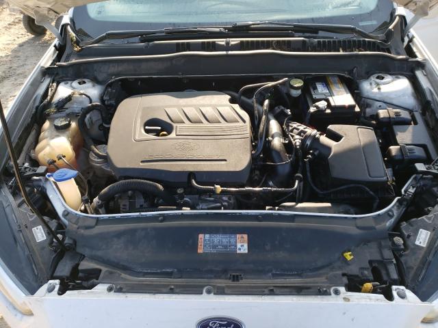 Photo 7 from auction – 2016 FORD FUSION SE with VIN 3FA6P0HD5GR182808