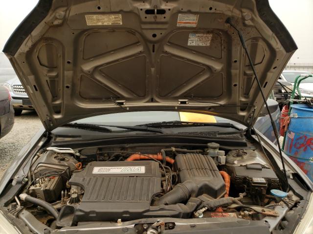 Photo 7 from auction – 2004 HONDA CIVIC HYBR with VIN JHMES95684S015629