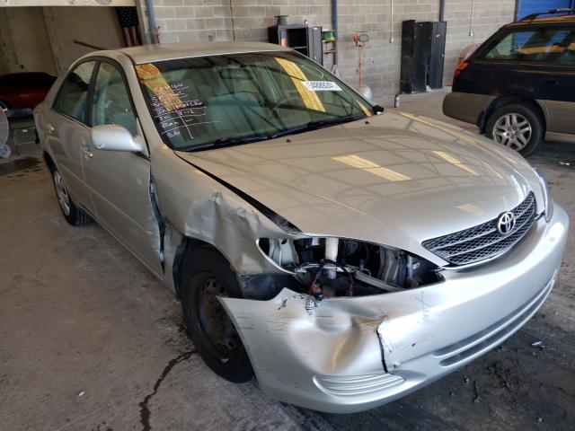 TOYOTA CAMRY LE 2004 with VIN 4T1BE32K04U266445 - Photo from auction