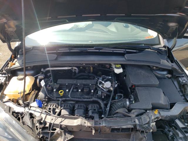 Photo 7 from auction – 2017 FORD FOCUS SEL with VIN 1FADP3H23HL228787