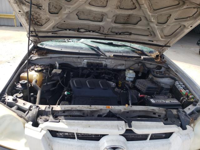 Photo 7 from auction – 2005 MAZDA TRIBUTE with VIN 4F2CZ04165KM60328