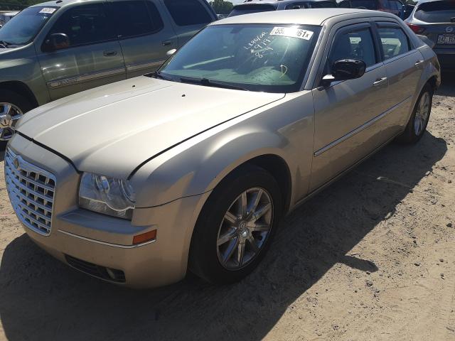 Photo 2 from auction – 2009 CHRYSLER 300 TOURIN with VIN 2C3LA53V99H577881