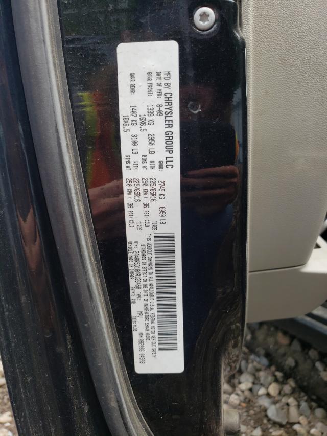 Photo 10 from auction – 2010 CHRYSLER TOWN & COU with VIN 2A4RR5D18AR126458
