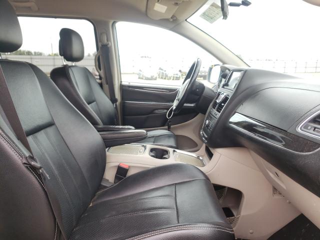 Photo 5 from auction – 2014 CHRYSLER TOWN & COU with VIN 2C4RC1CG6ER284566