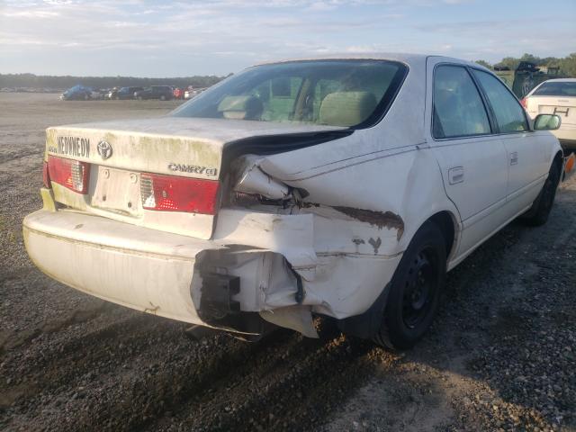 Photo 4 from auction – 2000 TOYOTA CAMRY CE with VIN 4T1BG22K4YU974952