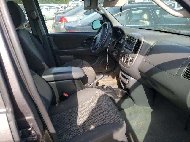 Photo 5 from auction – 2004 FORD ESCAPE XLT with VIN 1FMCU03164KA61056