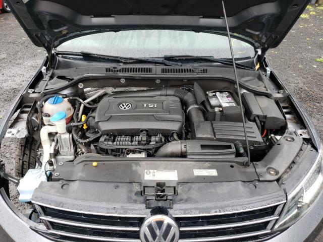Photo 7 from auction – 2016 VOLKSWAGEN JETTA SEL with VIN 3VWL17AJ4GM227870