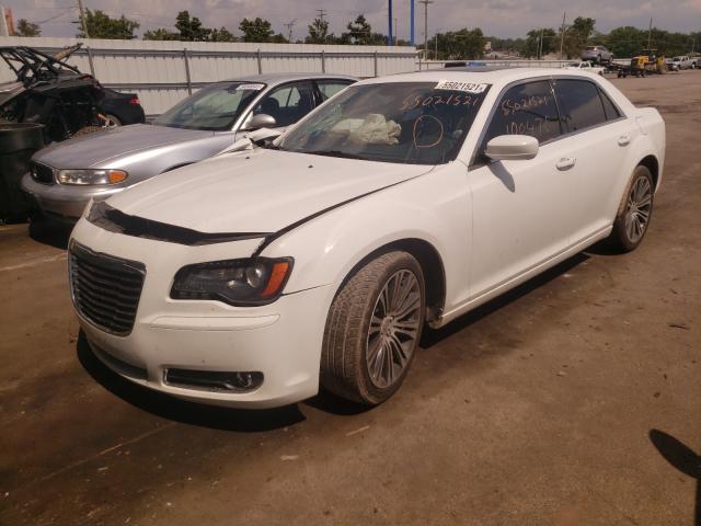 Photo 2 from auction – 2013 CHRYSLER 300 S with VIN 2C3CCABG3DH714425