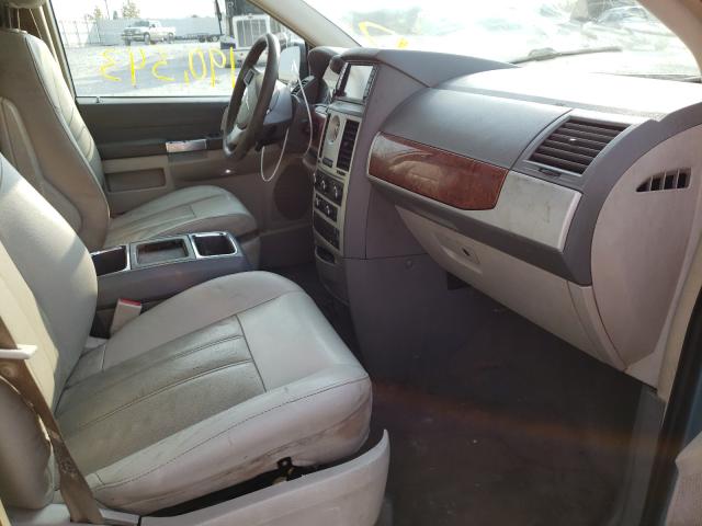 Photo 5 from auction – 2008 CHRYSLER TOWN & COU with VIN 2A8HR54P18R609668