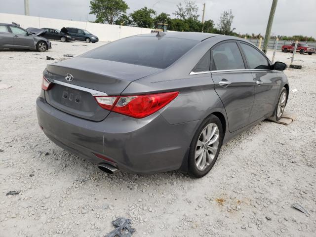 Photo 4 from auction – 2013 HYUNDAI SONATA SE with VIN 5NPEC4AC3DH592922