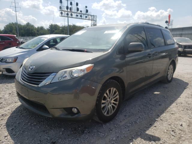 Photo 2 from auction – 2012 TOYOTA SIENNA XLE with VIN 5TDYK3DC5CS250791