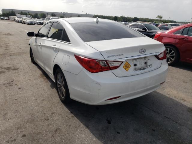 Photo 3 from auction – 2011 HYUNDAI SONATA GLS with VIN 5NPEB4AC3BH091108