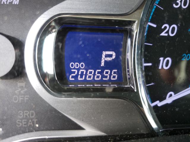 Photo 8 from auction – 2012 TOYOTA SIENNA XLE with VIN 5TDYK3DC5CS213384
