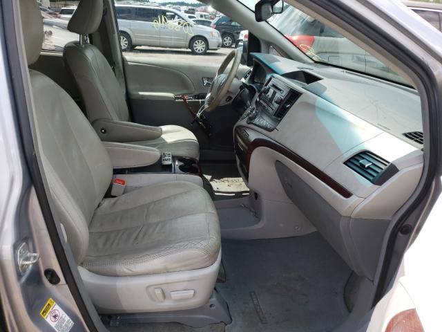 Photo 5 from auction – 2012 TOYOTA SIENNA XLE with VIN 5TDYK3DC5CS213384