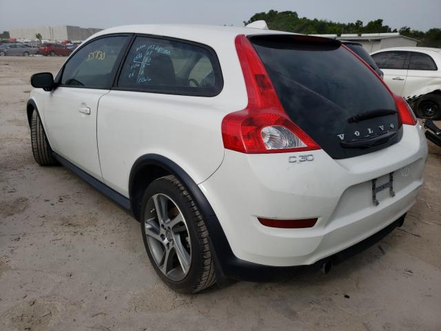 Photo 6 from auction – 2013 VOLVO C30 T5 with VIN YV1672MK2D2307512