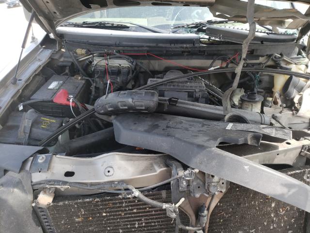 Photo 7 from auction – 2005 FORD F150 with VIN 1FTPX14555NA05582