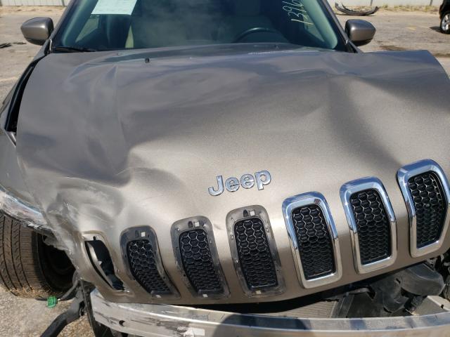 Photo 7 from auction – 2016 JEEP CHEROKEE L with VIN 1C4PJLCB1GW363540